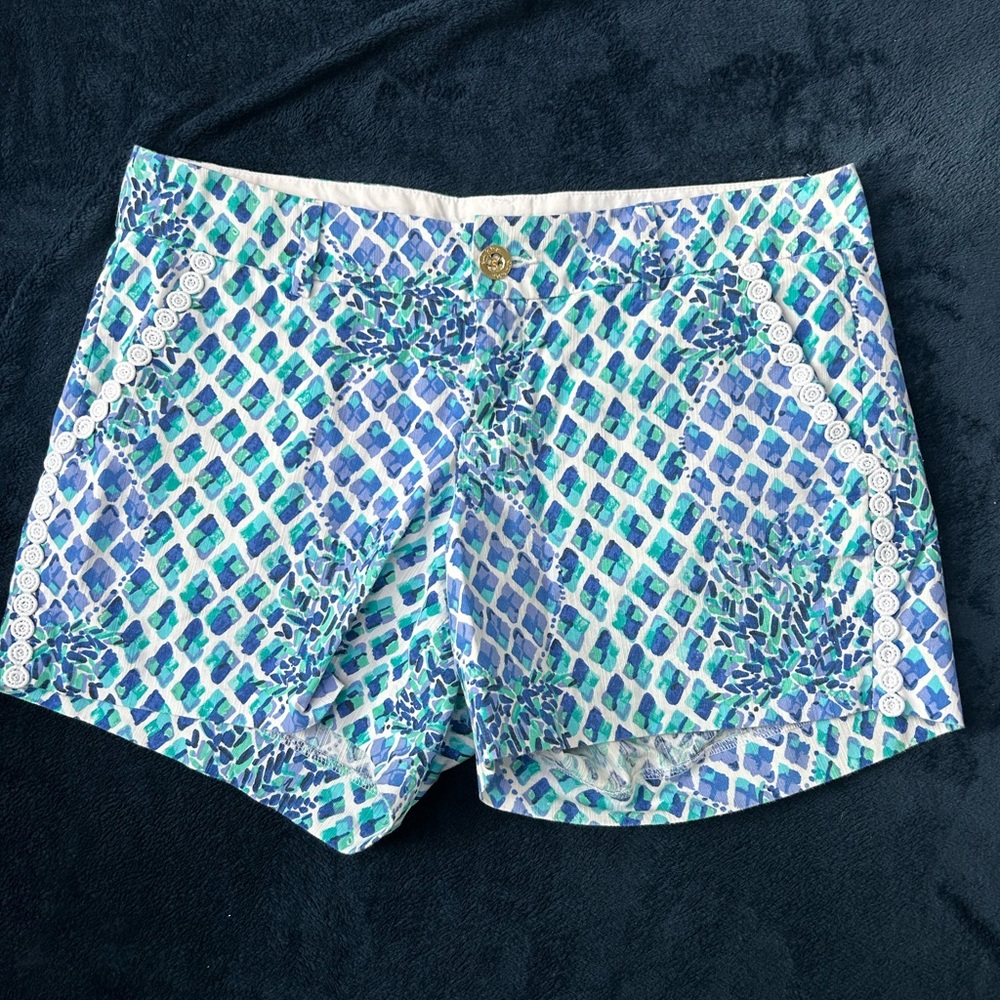 Lilly Pulitzer Callahan shorts – size 10
